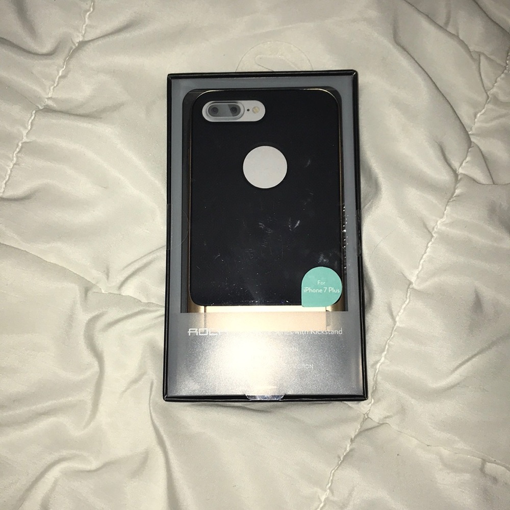 iphone 7 plus phone case/stand